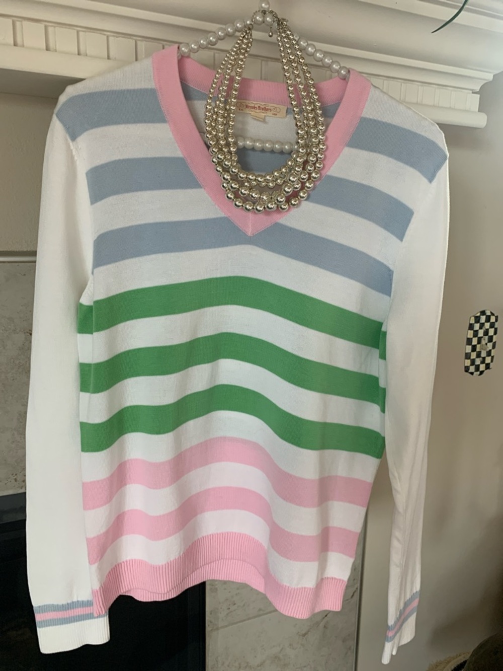 Brooks Brothers Preppy colorful, striped V-neck LS Sweater Worn Once Size L